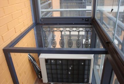 Как установить кондиционер на лоджии и застекленном балконе: инструкция и ценные рекомендации